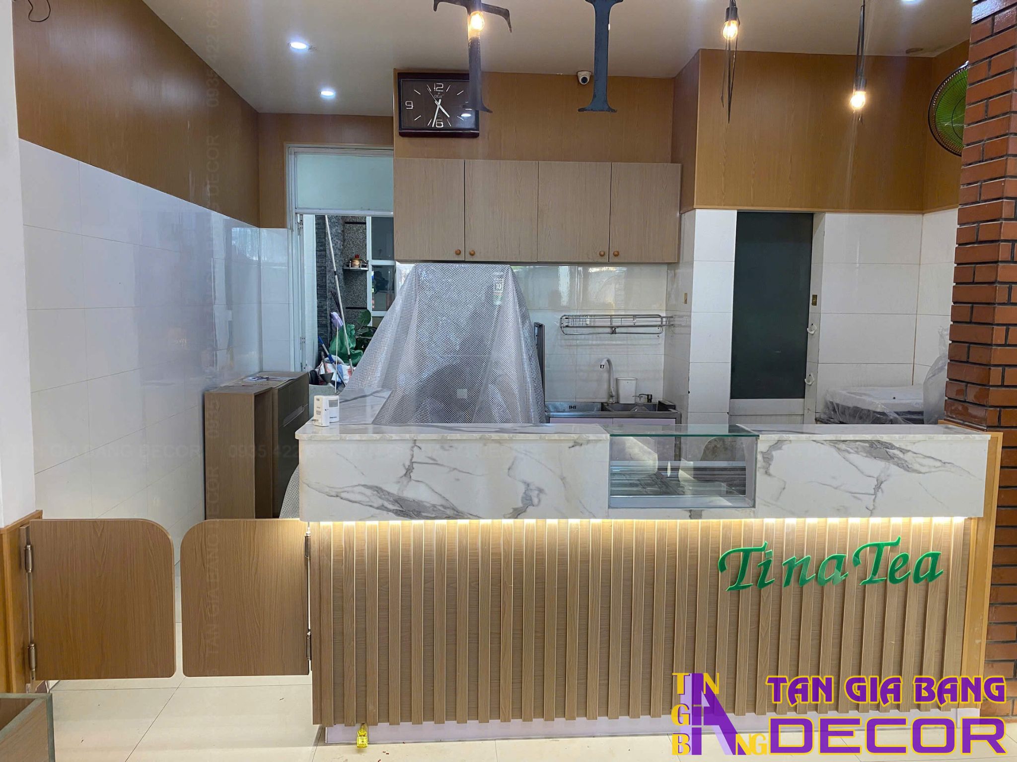 Thi công hoàn thiện quán trà sữa Tina Tea tại Sóc Trăng 7 hinh anh thuc te quay order quan tra sua tina tea tai soc trang