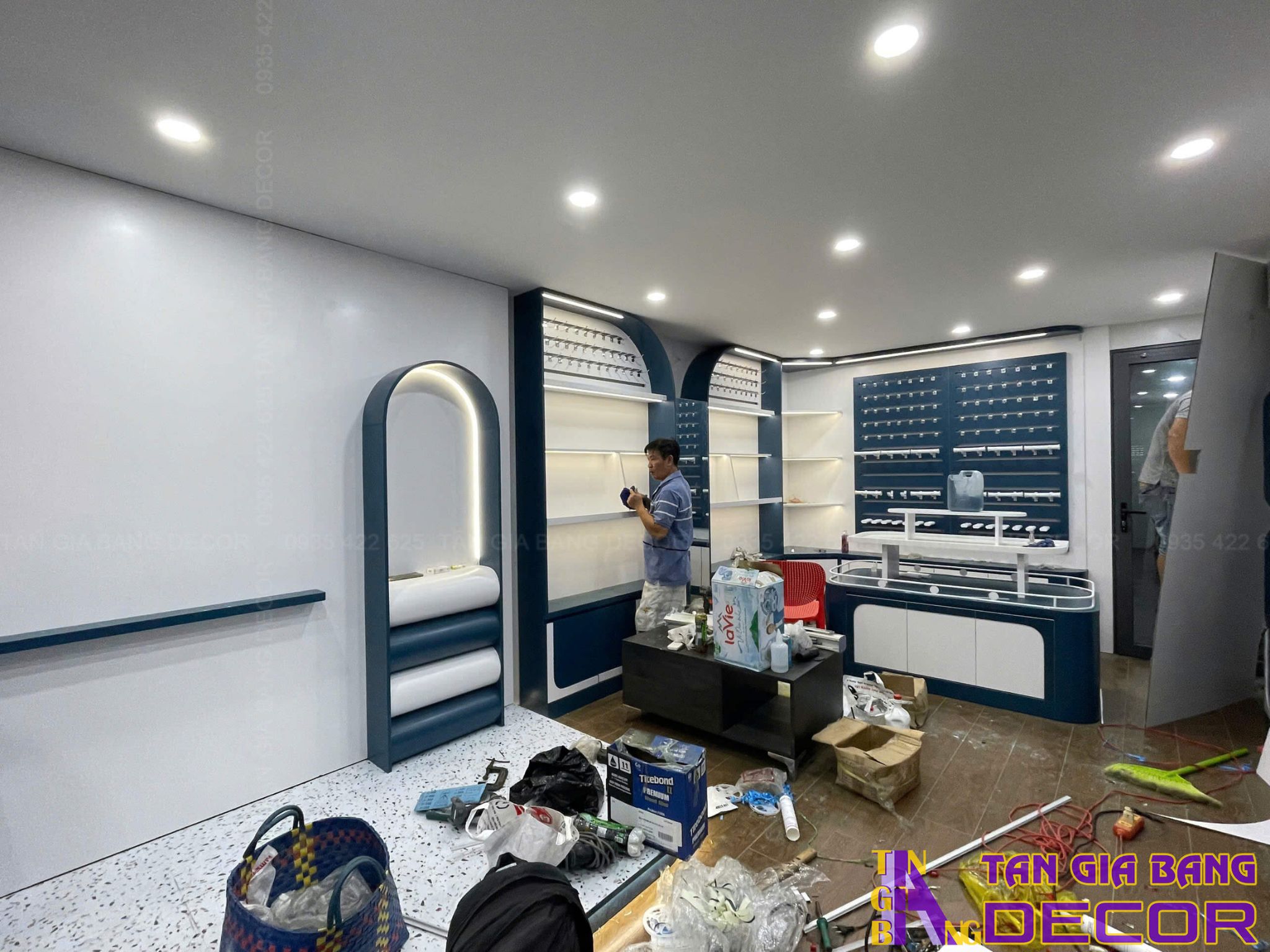 he thong den shop phu kien acley