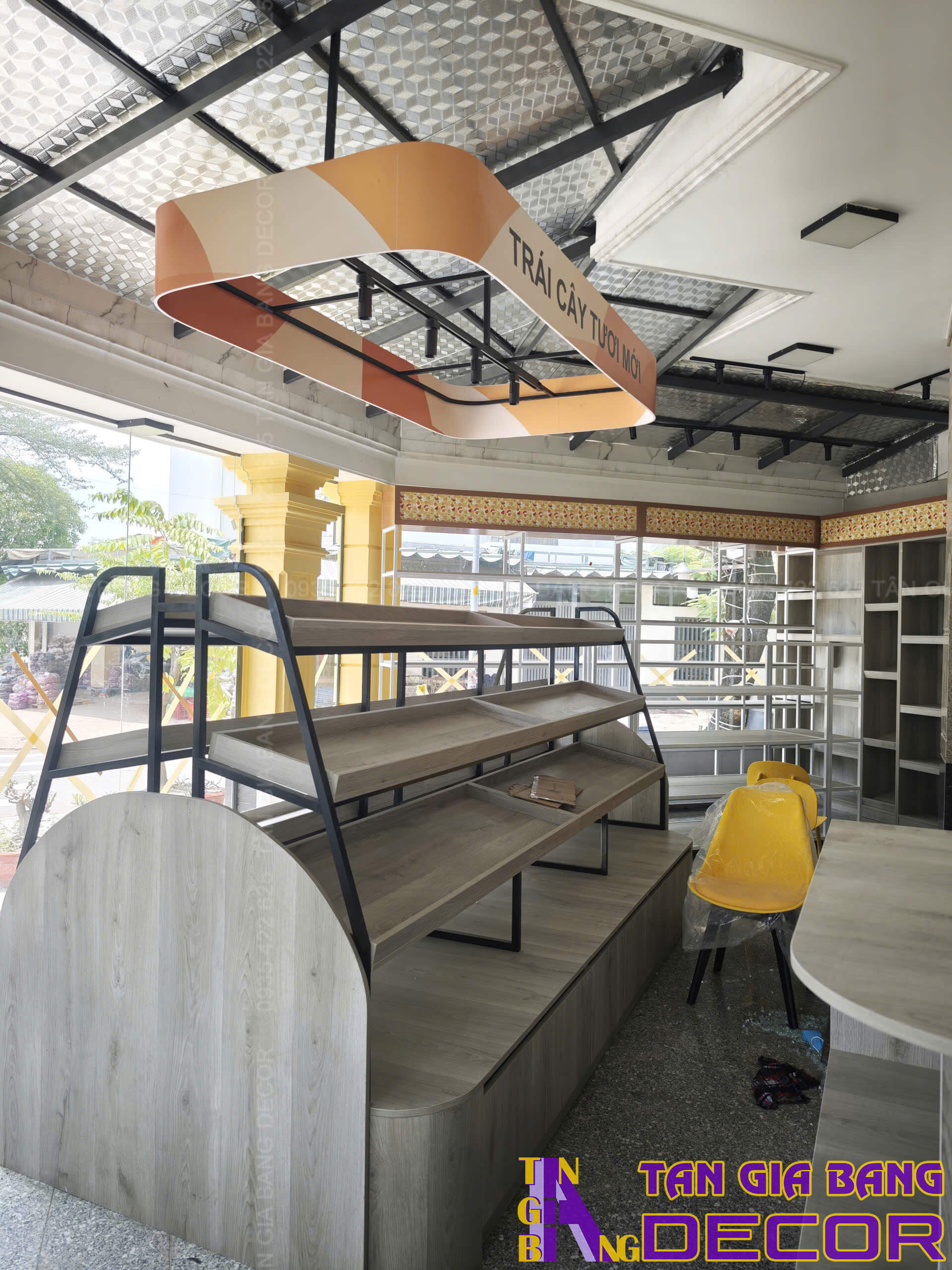 hinh anh hoan thien sieu thi ket hop cafe o thuc duc