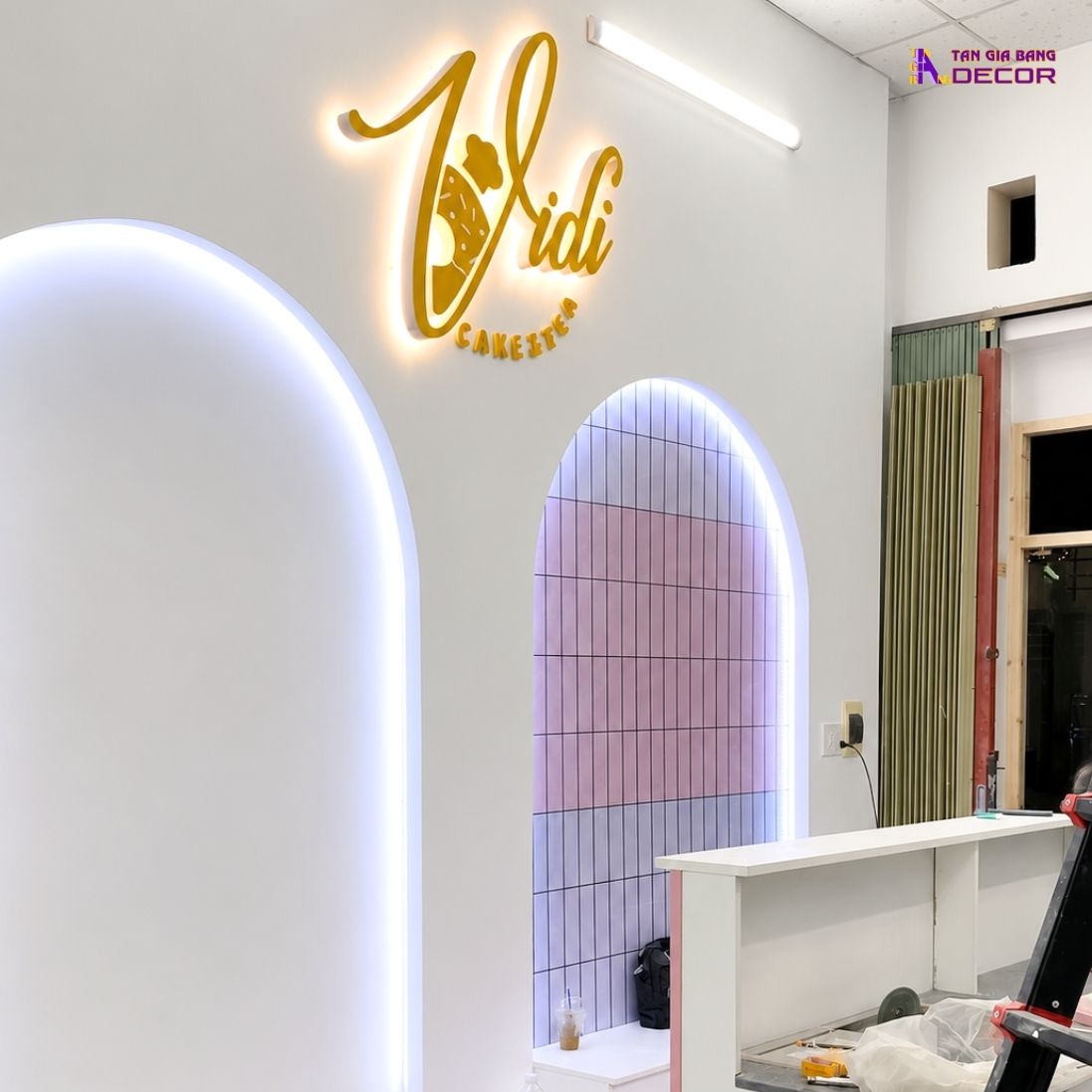 Thi công tiệm bánh và trà Vidi tại Bình Dương 8 decor tiem banh tra vidi